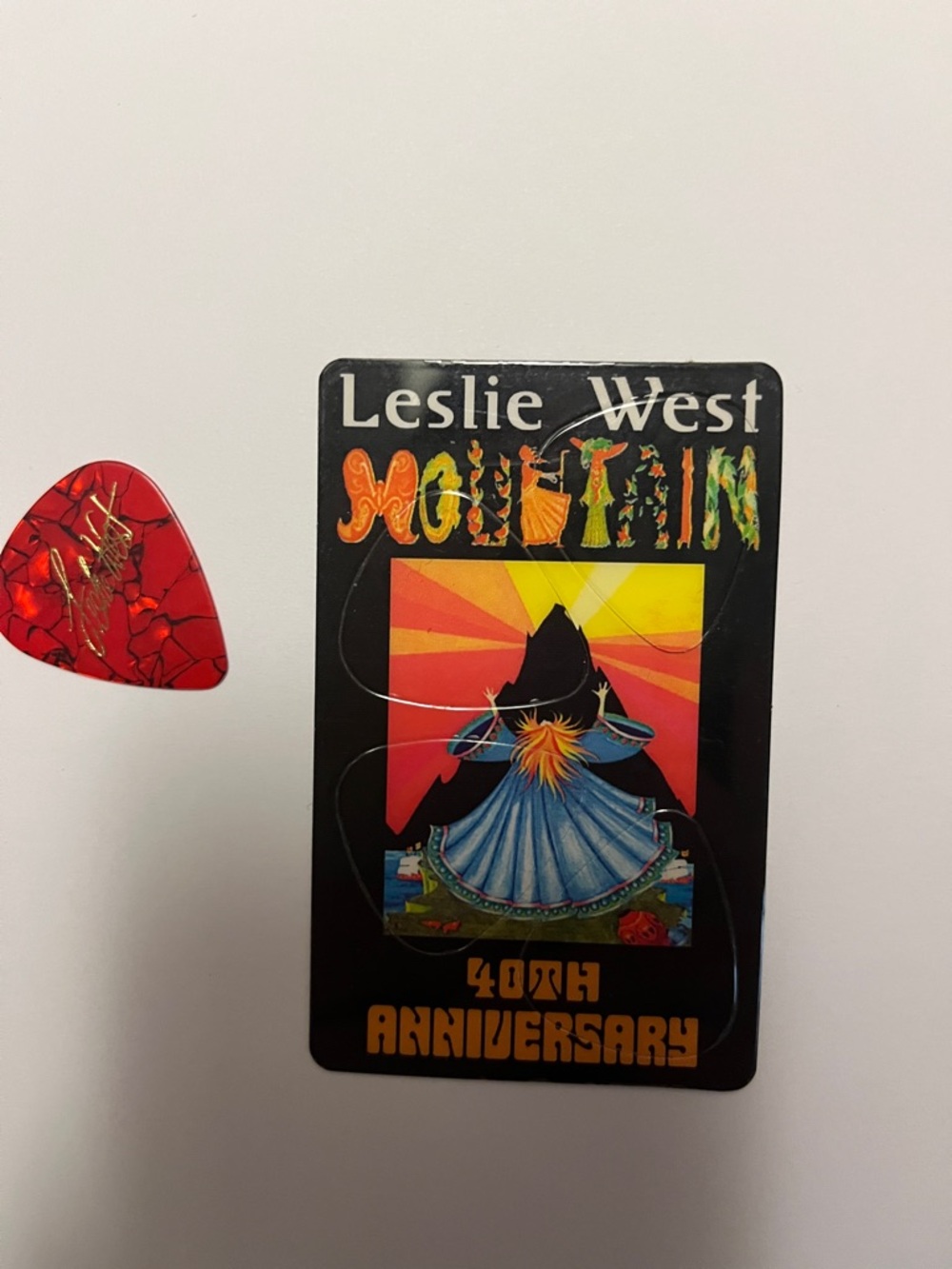 Mountain Leslie West 40th Anniversary Guitar pics & 1 red D’Andrea